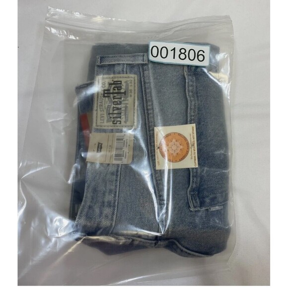 Levi's Silver Tab Straight Jeans Mens 36x32 Blue Relaxed Grunge Distressed Denim - Picture 10 of 10